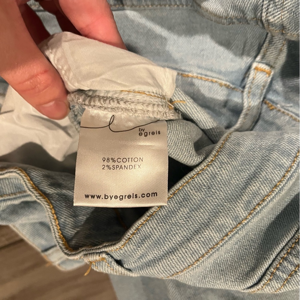 NWT By Egris Jeans. Size XL - Picture 3 of 6